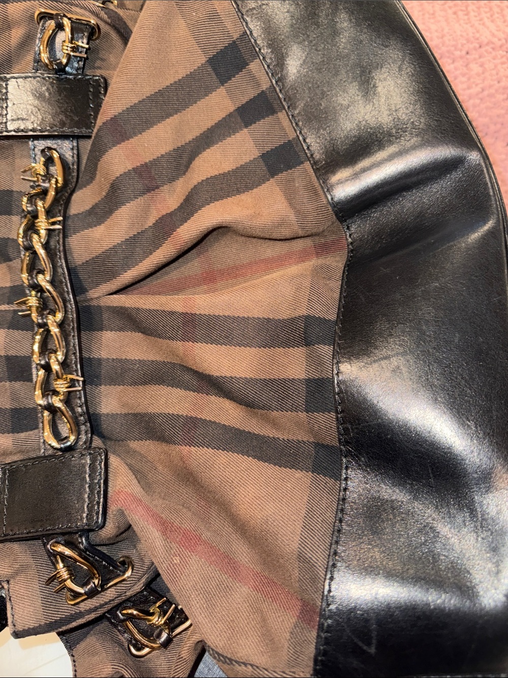 Burberry Bag with Black leatherTrim and Gold Chain Accent - Picture 11 of 11